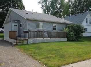 410 Common St E, Waterville, MN 56096