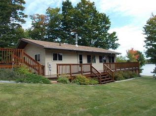 908 Blackbird Ln, Republic, MI 49879