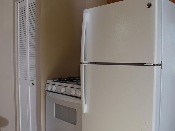 2nd image of 1125 Minnesota Ave APT 5