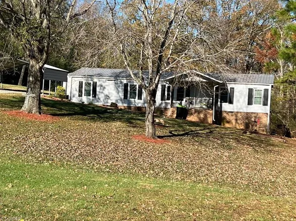 7230 Canaan Church Rd, Denton, NC 27239