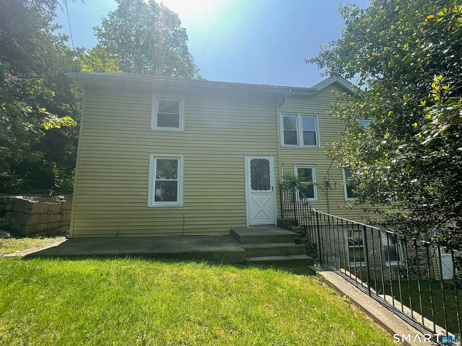 2 bed, 1.0 bath, 700 sqft, $1,600 — Photo 1