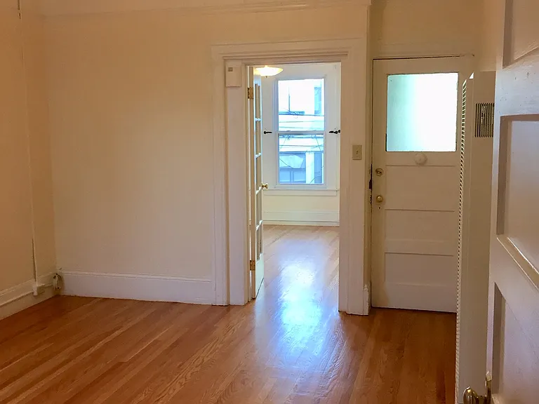 164 Lexington St #2 — Photo 6