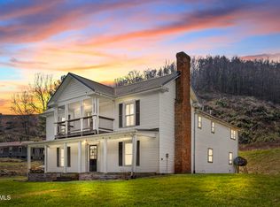 4025 Fox Creek Rd, Mouth Of Wilson, VA