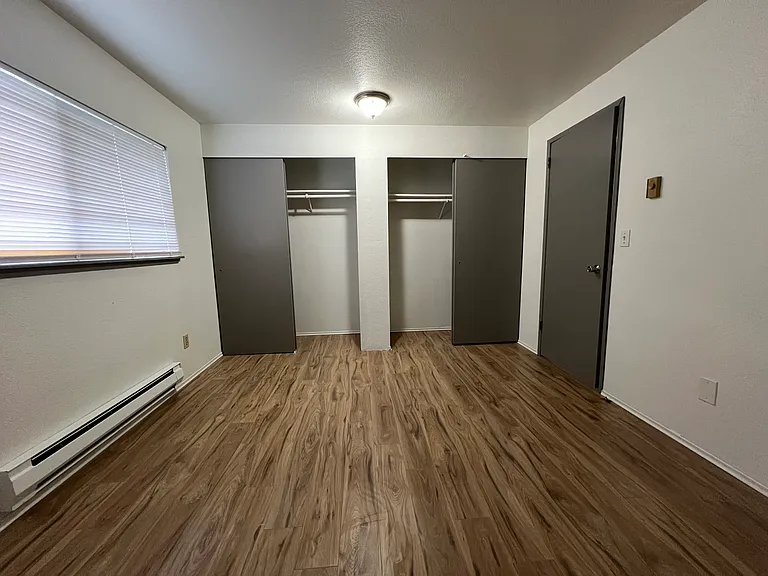 15719 Admiralty Way #B — Photo 14