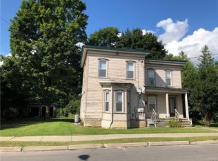 2 Milford St, Hamilton, NY 13346