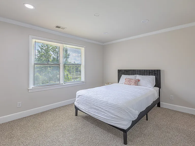 400 Millstone Rd — Photo 9