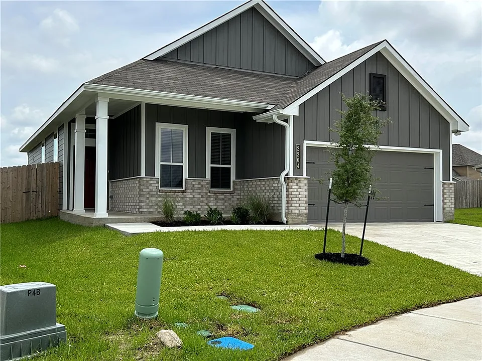 2204 Johnny Lyon Ct