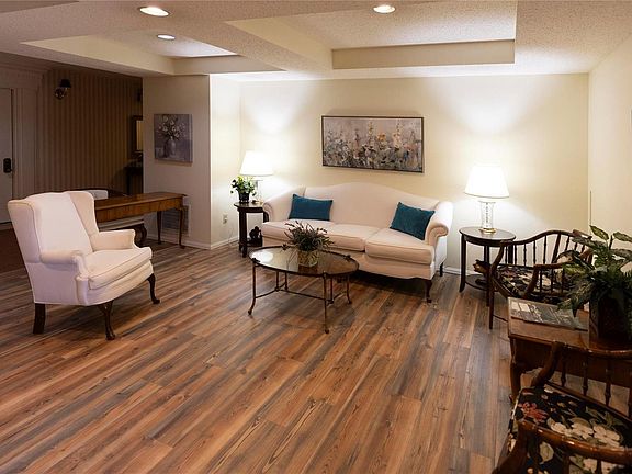 3rd image of 312 Clayton Crossing Dr APT 203