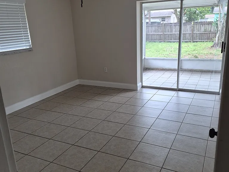 2260 Davis Blvd — Photo 3