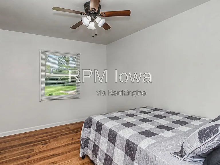 2116 Ferndale Ave — Photo 24