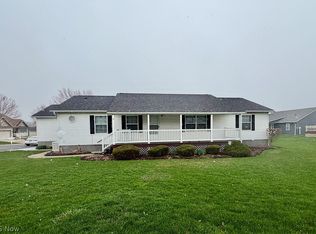 5665 Innkeeper St SE, Dennison, OH 44621