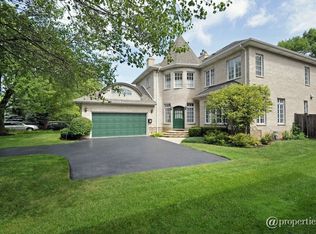 525 Green Bay Rd, Glencoe, IL 60022