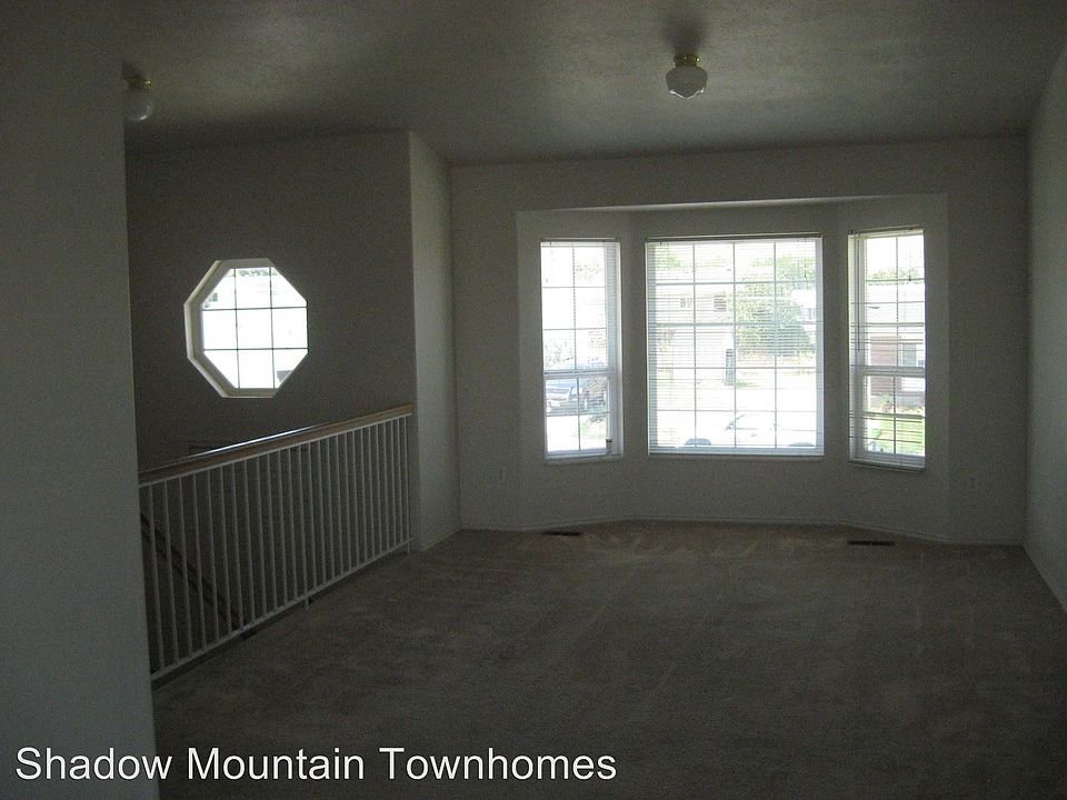 2nd image of 5178 W Crownpointe Dr