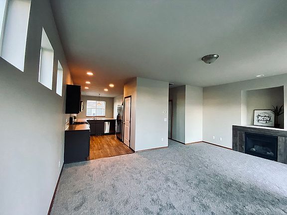5th image of 566 E Marine View Dr Unit A
