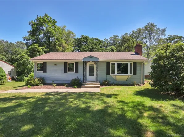 57 Lakeview Heights, Lebanon, CT 06249