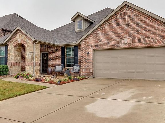2nd image of 1149 Mesa Crest Dr