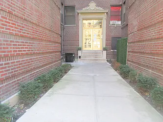 Rented by Uptown Flats LLC