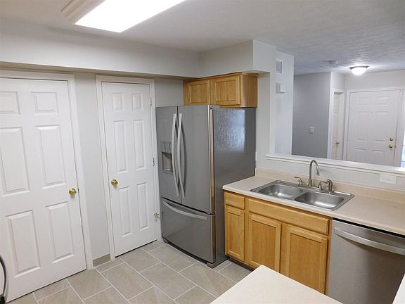 4th image of 4737 Kelvington Dr