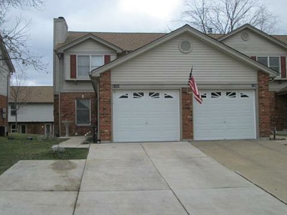 1 garage 3 car wide parking