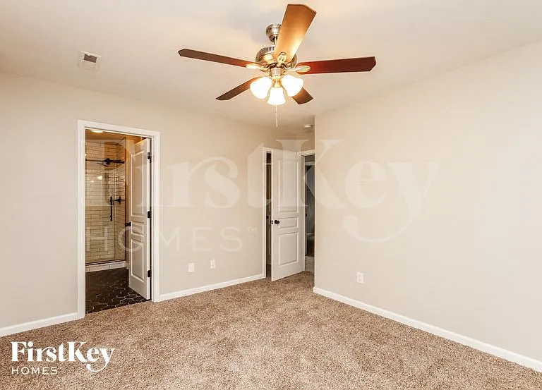 11418 Heritage Green Dr — Photo 8