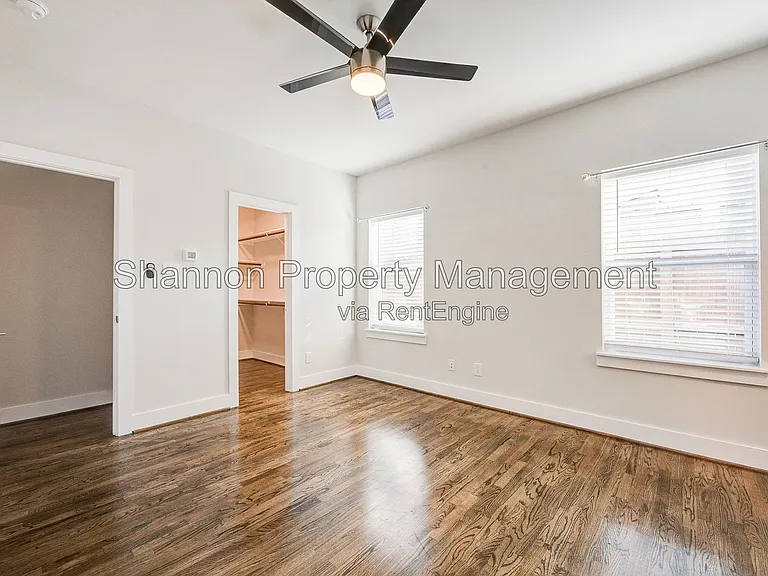 1603 Colorado St — Photo 13