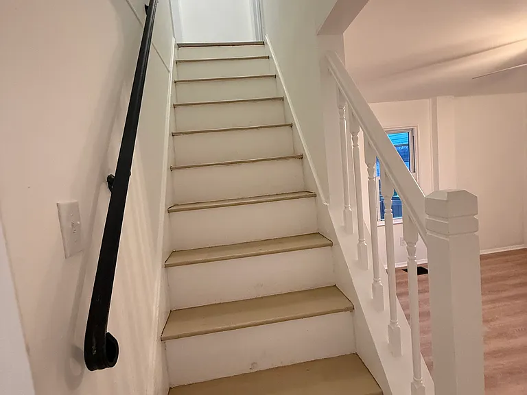 35 Harding Ave — Photo 19