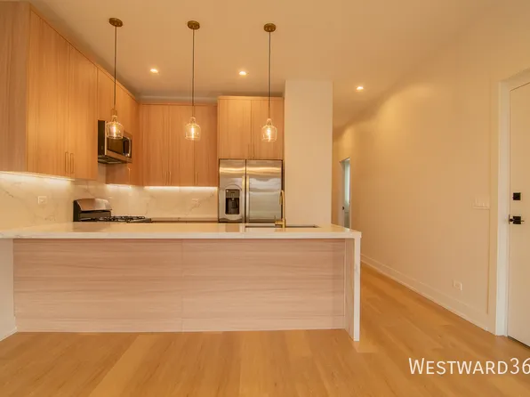 2046 W Washington Blvd #3, Chicago, IL 60612