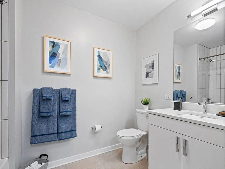 23rd Place Apartments - Market Rate Apartments — Photo 27