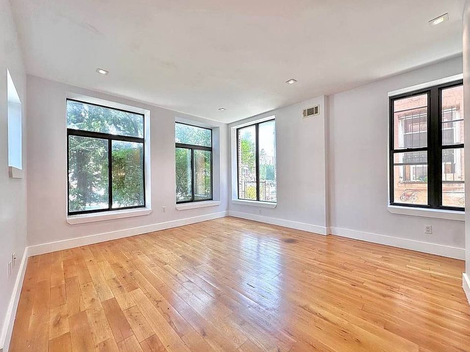 1st image of 448 Empire Blvd APT 1F