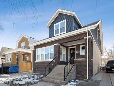 5107 W Eddy St, Chicago, IL, 60641