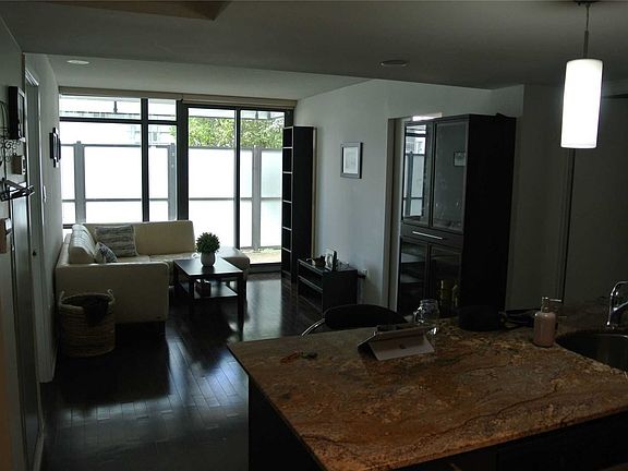 5th image of 38 Grenville St #309