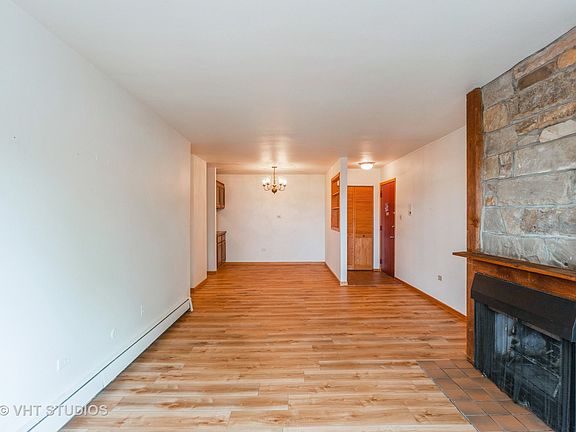 3rd image of 775 Grove Dr APT 207