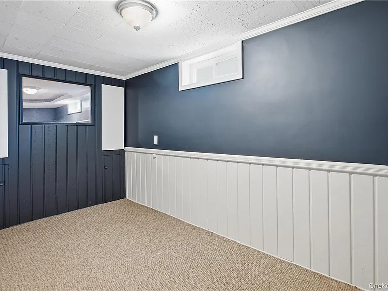 1641 Falmouth Ave — Photo 17