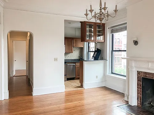 421 Marlborough St #9 Photo 1