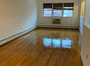 13 Seeley St #2F, Brooklyn, NY 11218