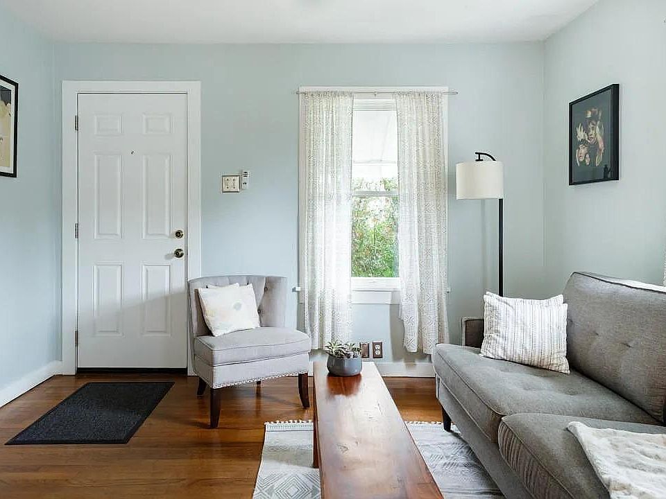 Front living area that is open to kitchen.