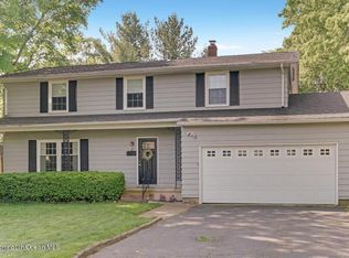 311 River Rd, Red Bank, NJ 07701