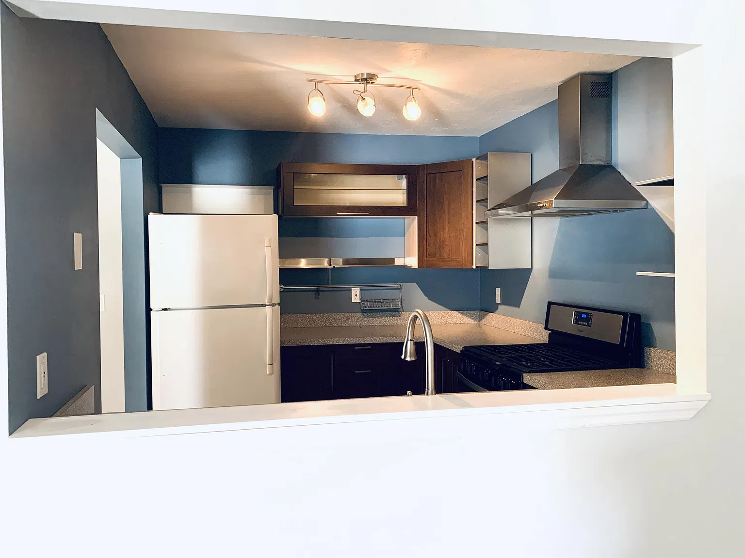 3985 S Cramer Circle - 0 — Photo 3