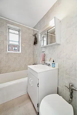 Rented by Argo Residential | media 12