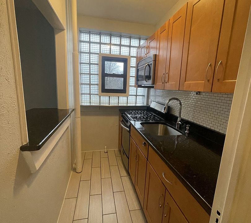1st image of 2474 Kennedy Blvd #3E