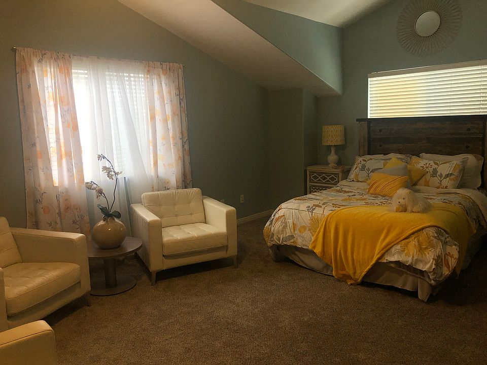 2nd image of 475 N Redwood Rd Unit 88