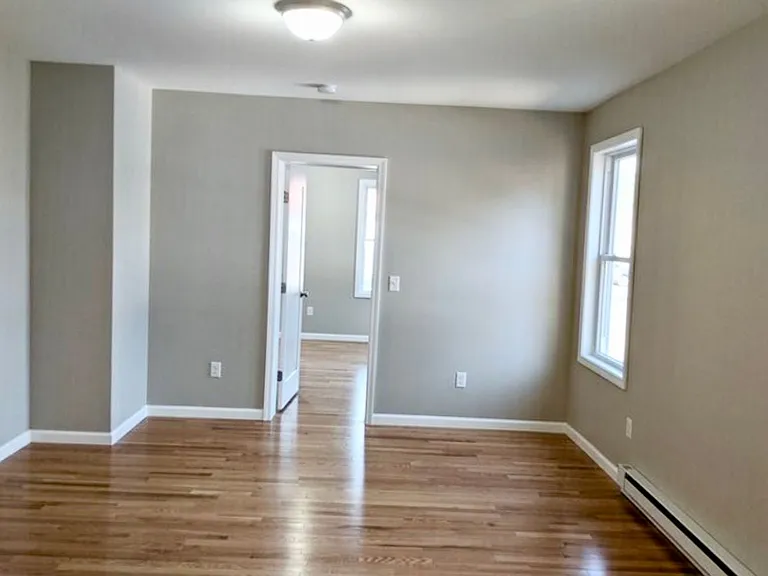 209 N Meadow St — Photo 10