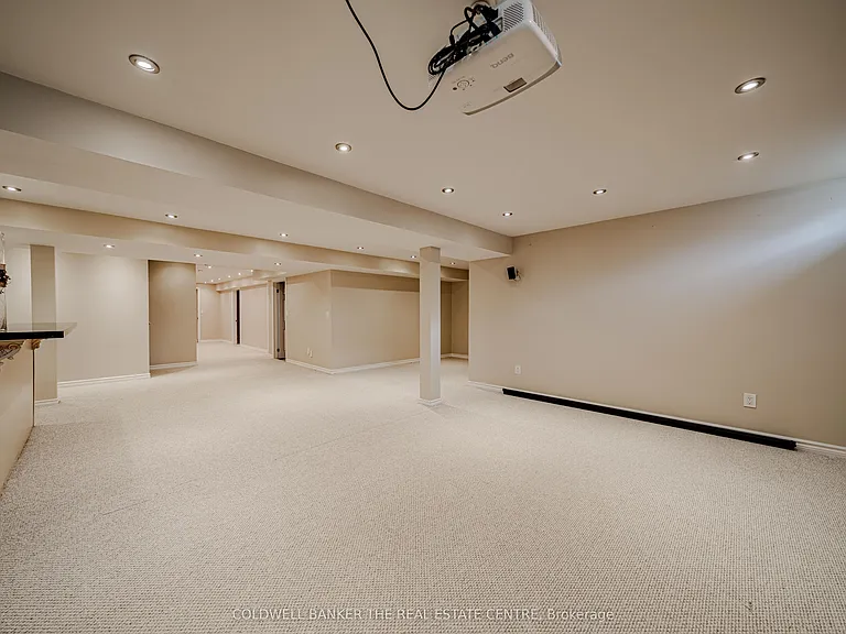 15 Military Ct — Photo 25