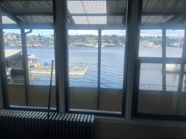 2706 Westlake Ave N APT 8, Seattle, WA 98109