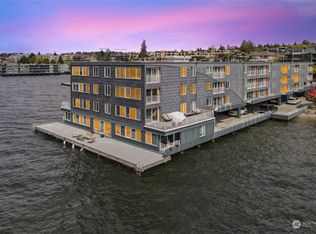 733 Lake St S APT 311, Kirkland, WA