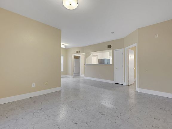 5th image of 45 Maleena Mesa St APT 1818