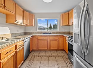 320 W Valencia Ave APT 202, Burbank, CA 91506