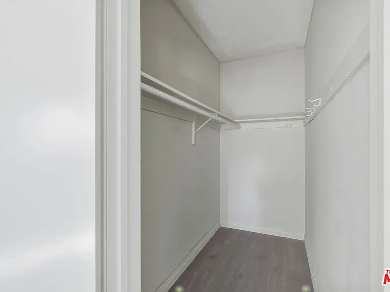 11746 Goshen Ave #6 — Photo 16