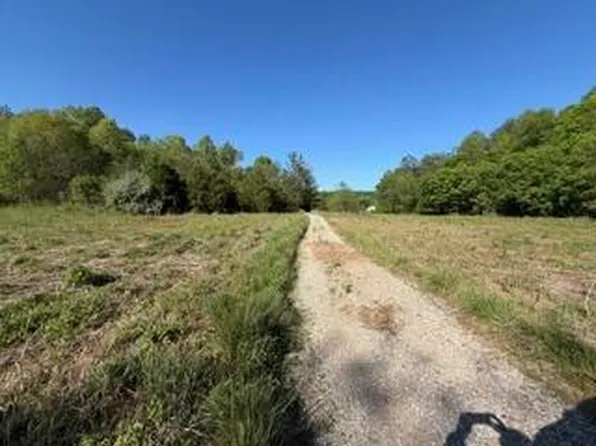 5860 State Highway 790, Bronston, KY 42518