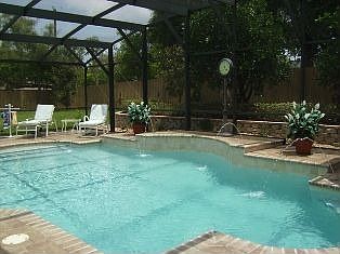 Pavered/Fountains Tropical Oasis